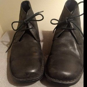 Born Men's Classic Black Chukka Boots, Size 11 M Comfortable Great Condition!